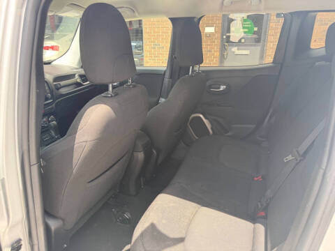 2017 Jeep Renegade Altitude