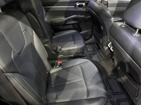 2022 Kia Sorento Hybrid EX