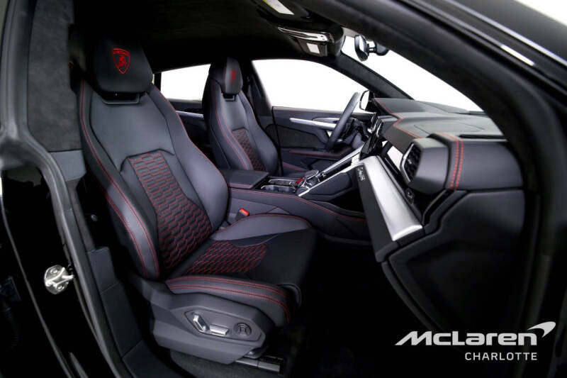 2024 Lamborghini Urus S