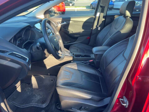 2017 Ford Focus Titanium