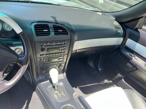 2003 Ford Thunderbird