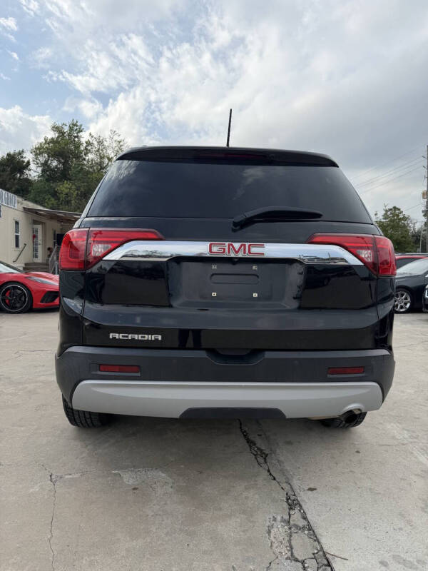2019 GMC Acadia SLE-2