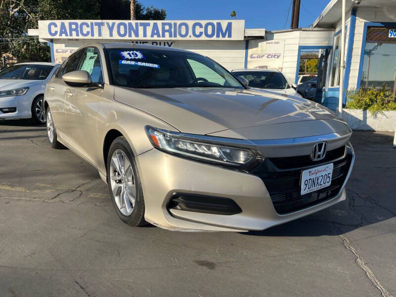 2019 Honda Accord LX photo 2