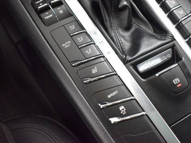 2018 Porsche Macan S