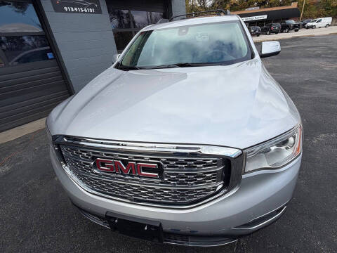 2017 GMC Acadia Denali