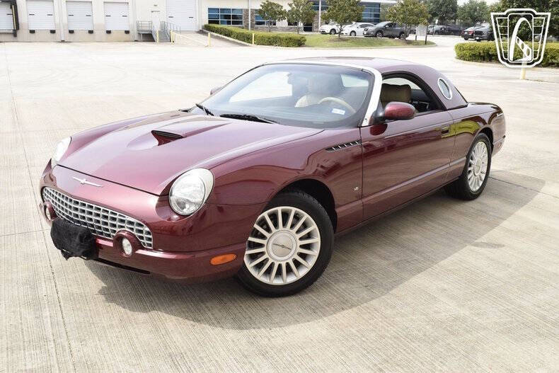 2004 Ford Thunderbird Deluxe
