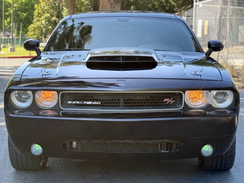 2012 Dodge Challenger R/T Plus