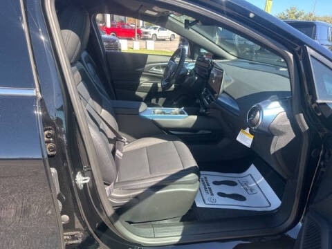 2026 Chevrolet Equinox EV LT 2