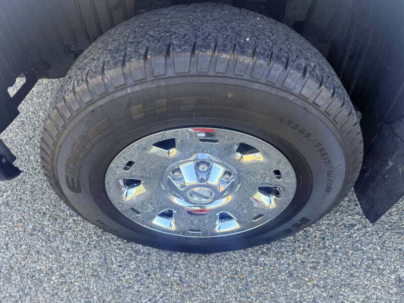 2017 Nissan Titan XD S