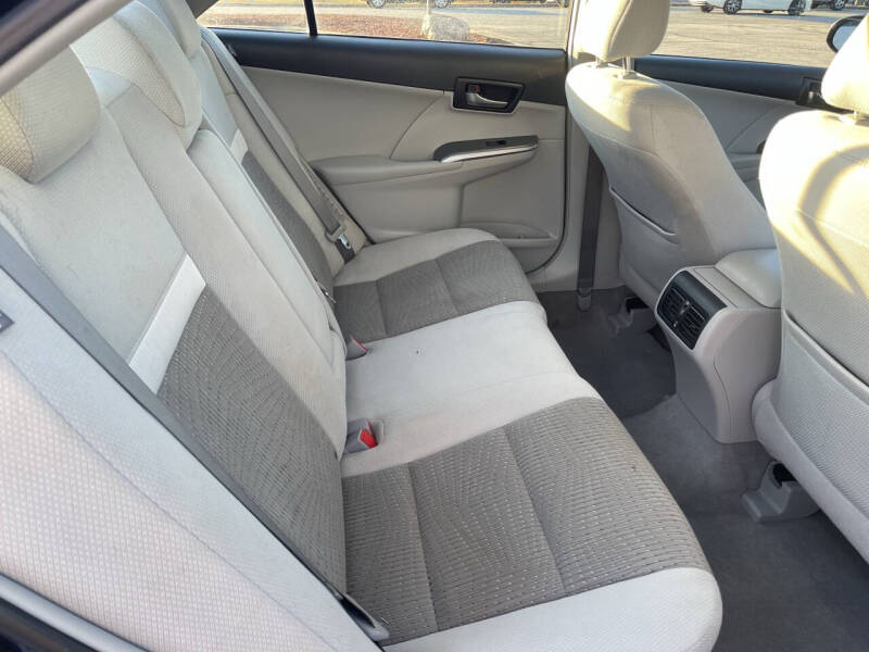 2014 Toyota Camry Hybrid XLE