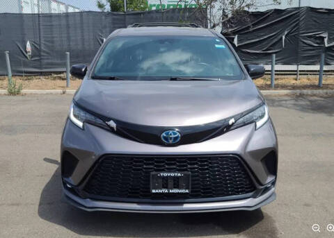 2022 Toyota Sienna XSE 7-Passenger