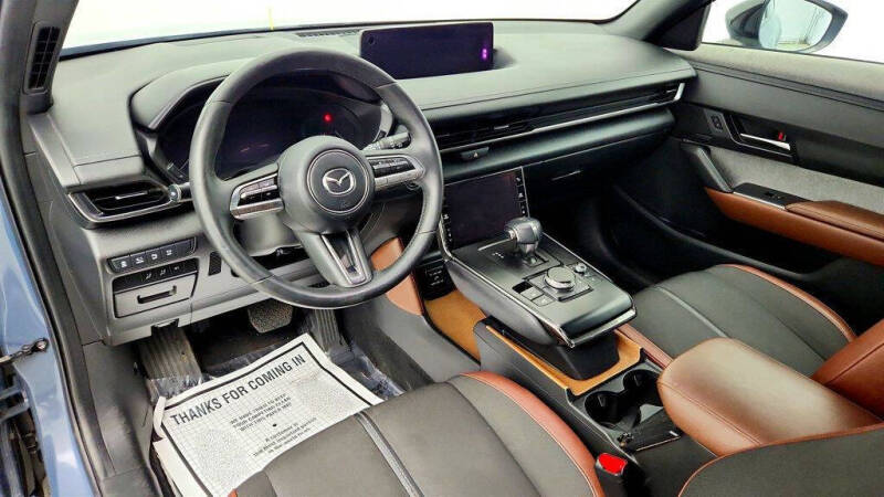 2022 Mazda MX-30 EV Premium Plus