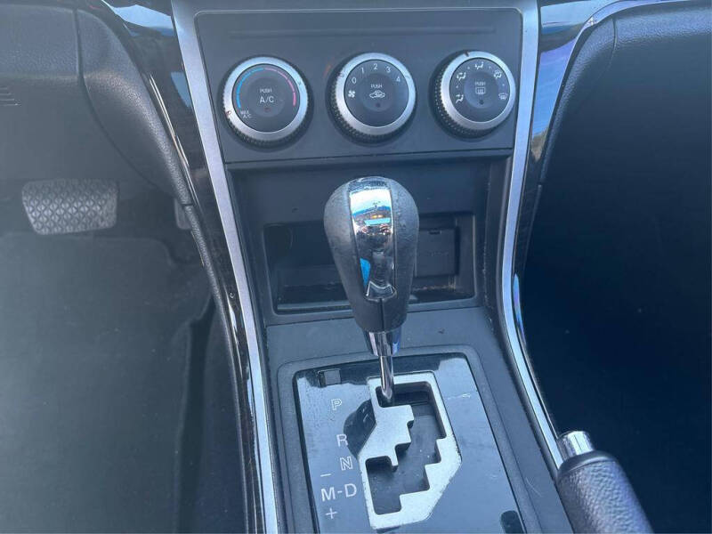 2013 Mazda MAZDA6 i Touring Plus