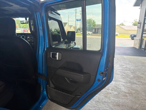 2023 Jeep Wrangler Sahara Altitude