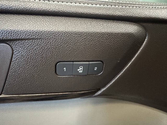 2013 GMC Acadia Denali