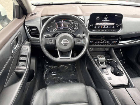 2023 Nissan Rogue SL