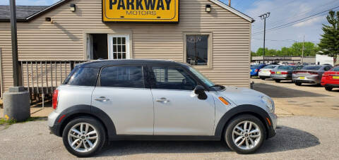 2012 MINI Cooper Countryman for sale at Parkway Motors in Springfield IL