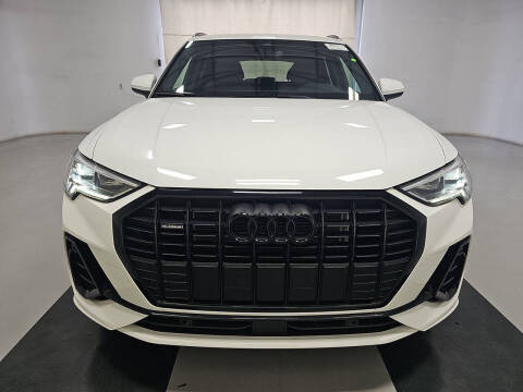 2023 Audi Q3 quattro S line Premium 45 TFSI