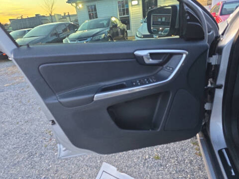 2016 Volvo XC60 T5 Premier