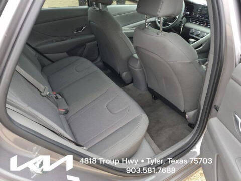 2022 Hyundai Elantra
