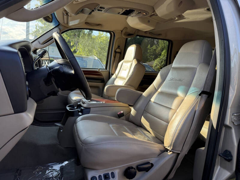 2005 Ford Excursion Limited