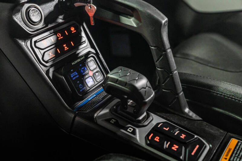 2025 Can-Am Maverick R Max