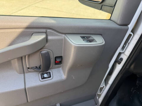 2019 Chevrolet Express 2500