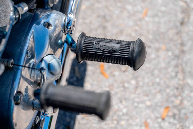 1952 Triumph Thunderbird