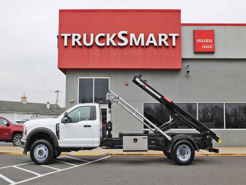 2025 Ford F-600 Super Duty