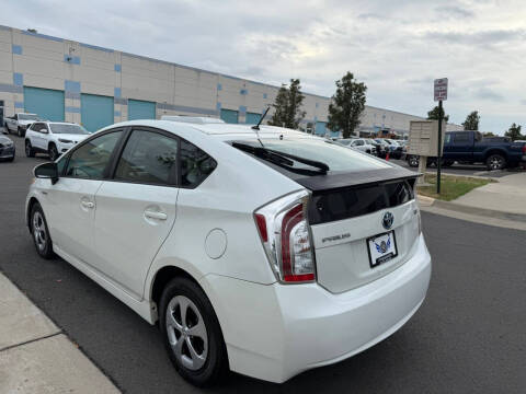 2014 Toyota Prius Two