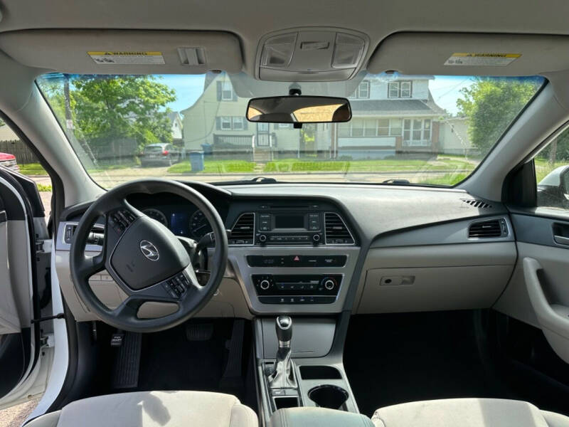 2016 Hyundai Sonata SE