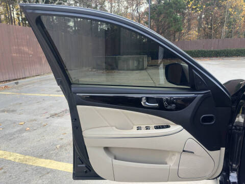 2014 Hyundai Equus Signature