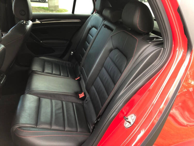 2015 Volkswagen Golf GTI Autobahn