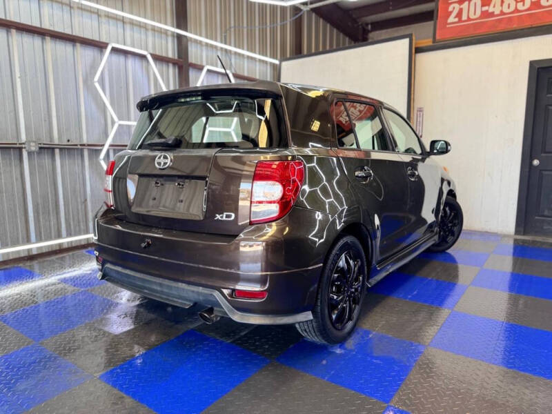 2011 Scion xD Release Series 3.0