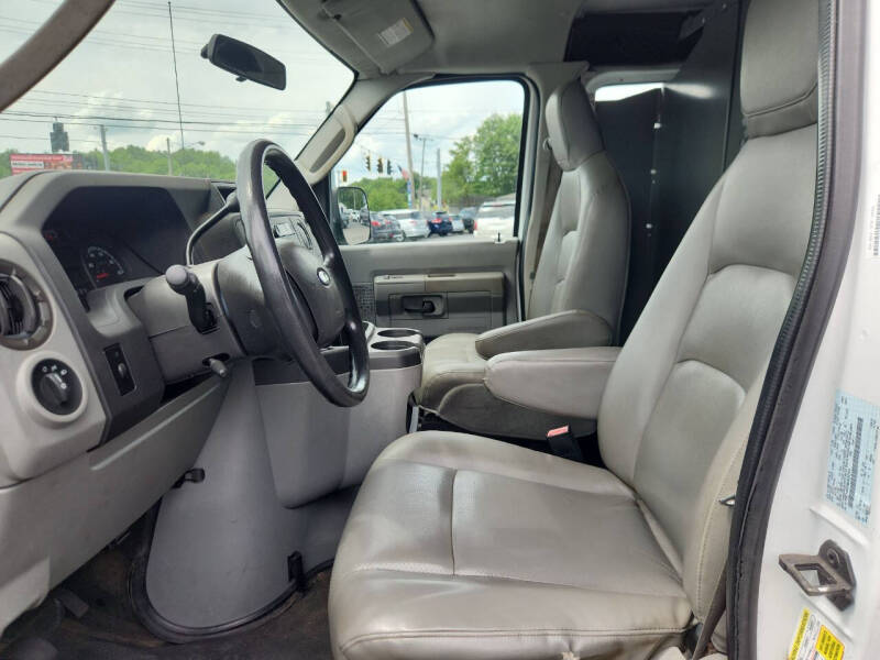 2009 Ford E-Series E-150