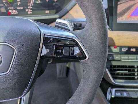 2023 Audi e-tron GT quattro Premium Plus