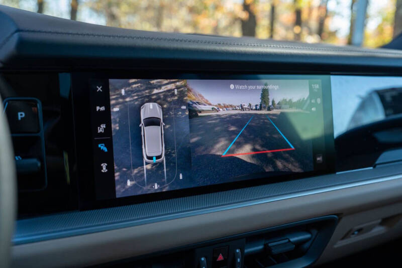 2025 Porsche Cayenne