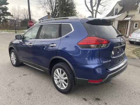 2017 Nissan Rogue SV