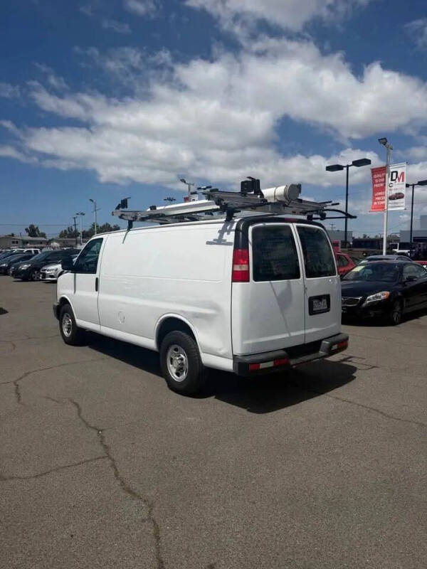 2012 Chevrolet Express 2500