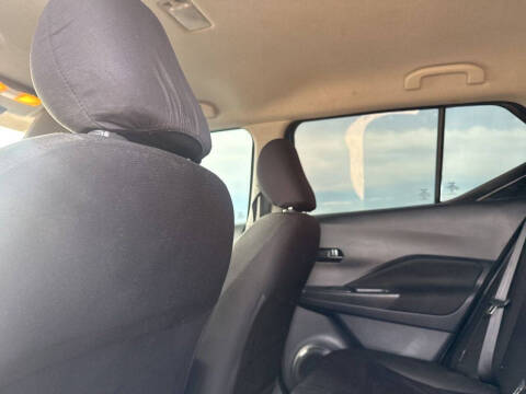 2024 Nissan Kicks S