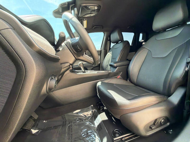 2023 Jeep Compass Latitude Lux