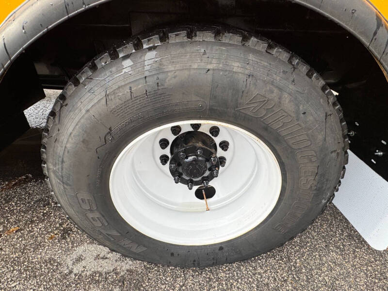 2017 International DuraStar 4300