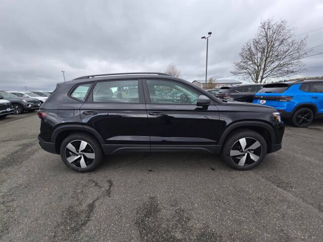 2026 Volkswagen Taos S 4Motion