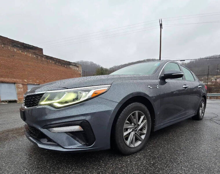 2020 Kia Optima LX's photo