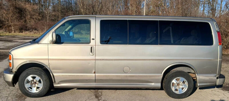 2001 Chevrolet Express G1500 LT
