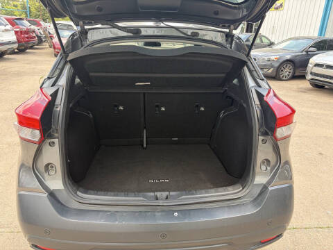 2018 Nissan Kicks SV