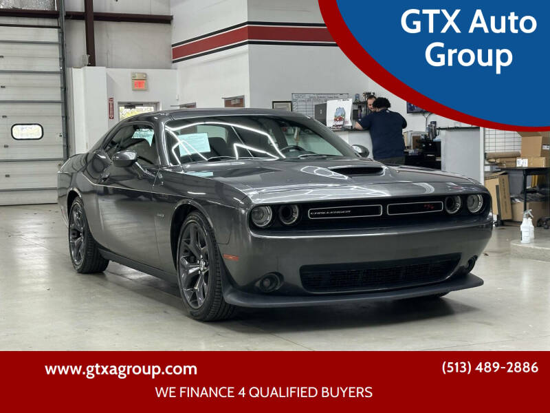 2019 Dodge Challenger R/T's photo