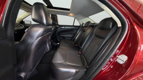 2016 Chrysler 300 C