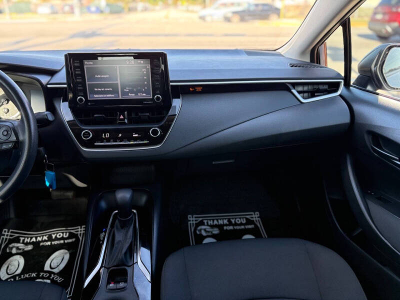 2022 Toyota Corolla LE