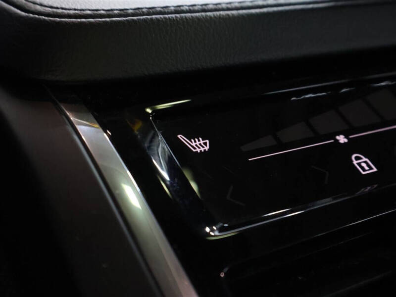 2020 Volvo XC90 T5 Momentum